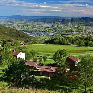 Alloggio per agriturismo Il Maggiociondolo Agriturismo, Schio